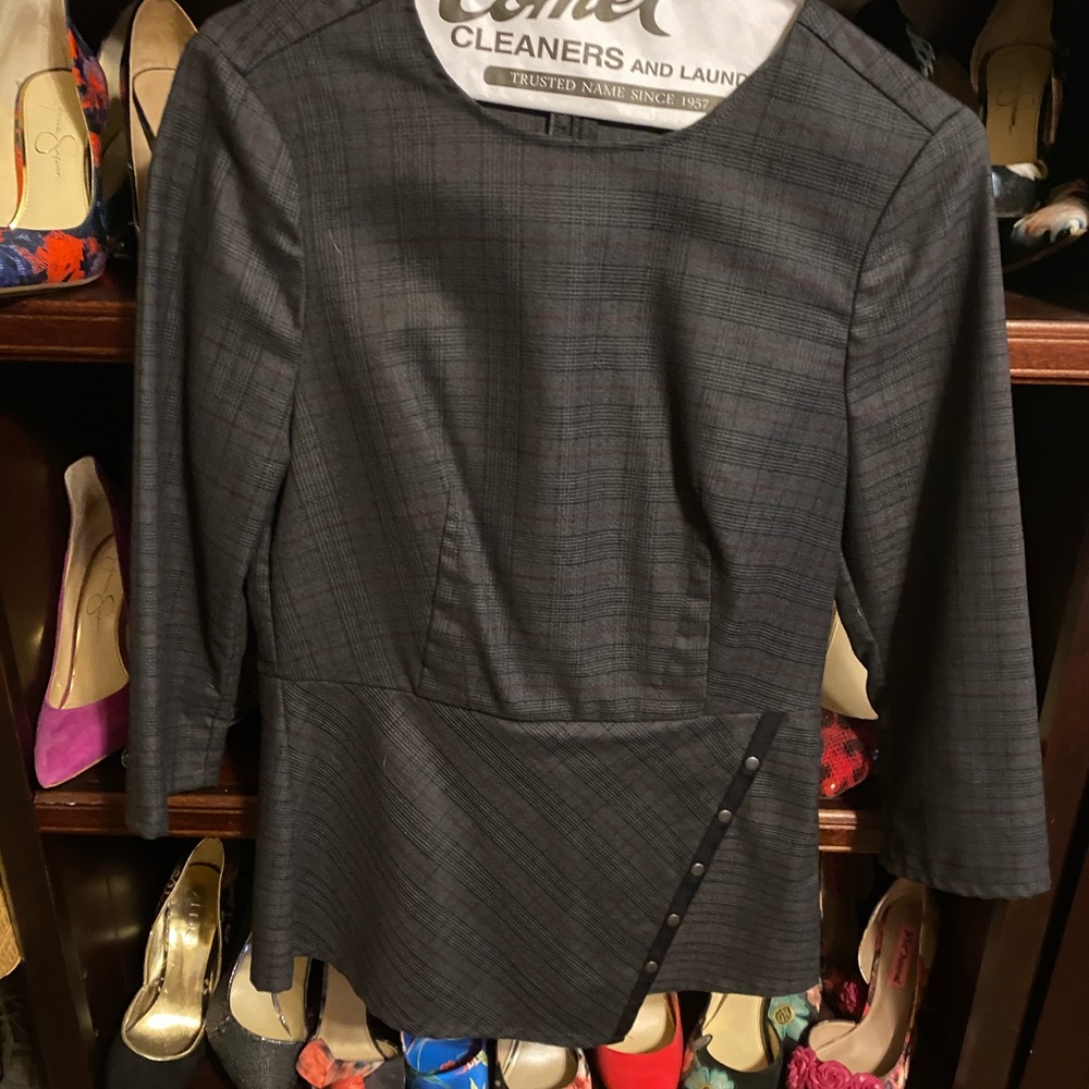 Classic fit fitted blouse